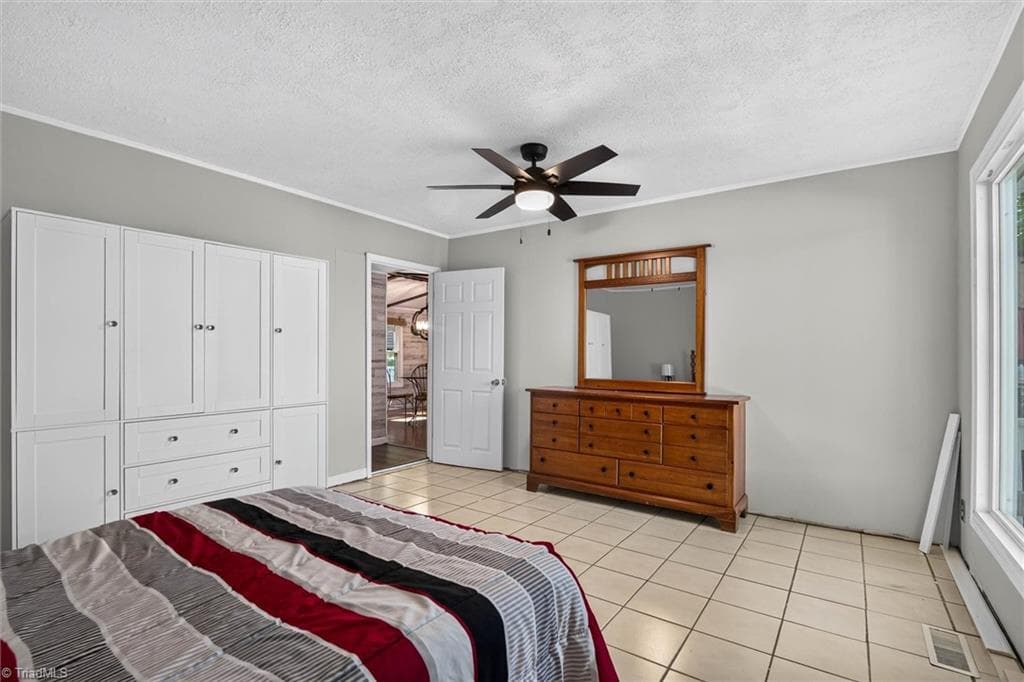 Manufactured Home at 390 lake landing Drive, Salisbury NC 28146, Salisbury, photo 23 of 50