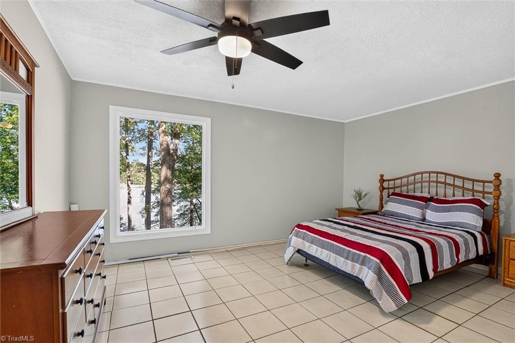 Manufactured Home at 390 lake landing Drive, Salisbury NC 28146, Salisbury, photo 22 of 50