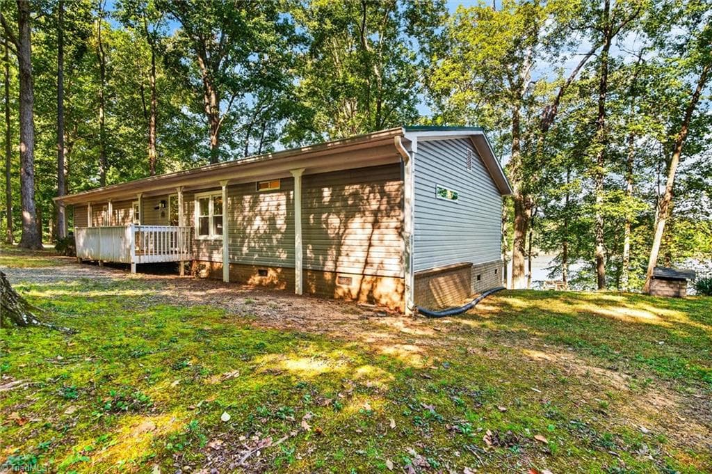 Manufactured Home at 390 lake landing Drive, Salisbury NC 28146, Salisbury, photo 36 of 50