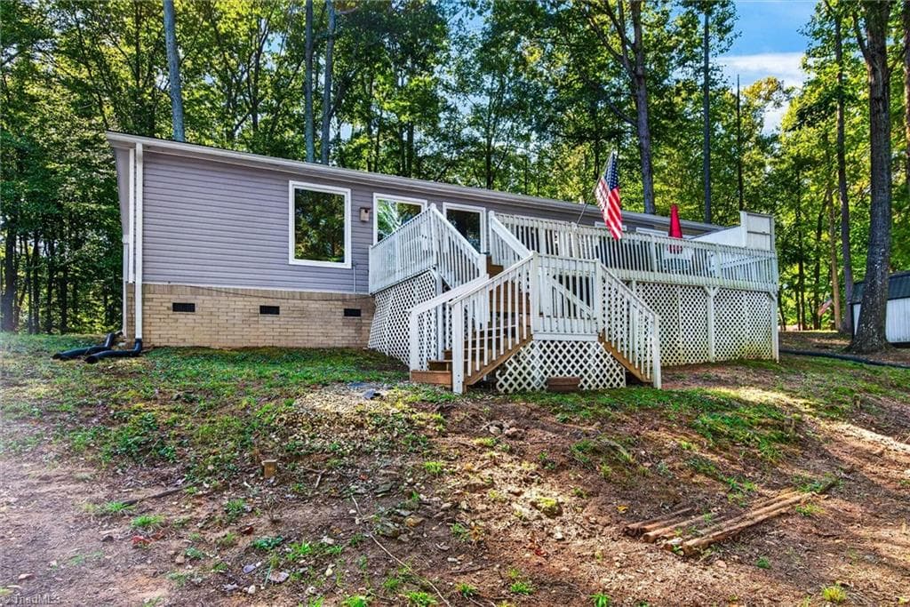 Manufactured Home at 390 lake landing Drive, Salisbury NC 28146, Salisbury, photo 37 of 50