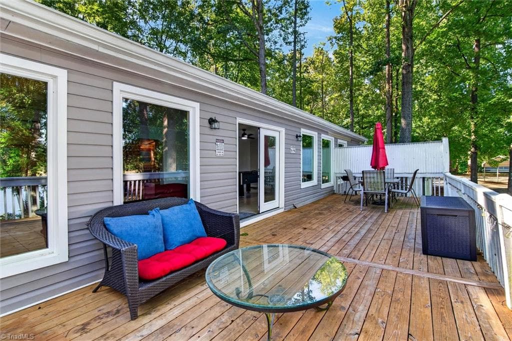 Manufactured Home at 390 lake landing Drive, Salisbury NC 28146, Salisbury, photo 4 of 50
