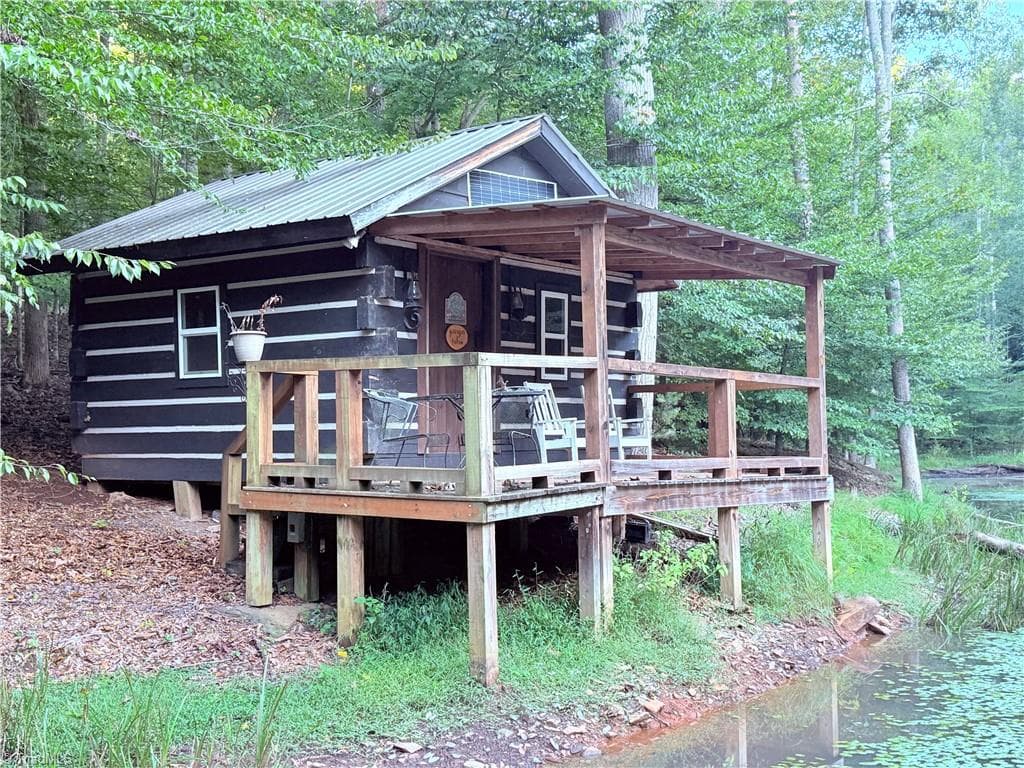 Single Family Residence at 1210 Nicky Lane, Danbury NC 27016, photo 2 of 44