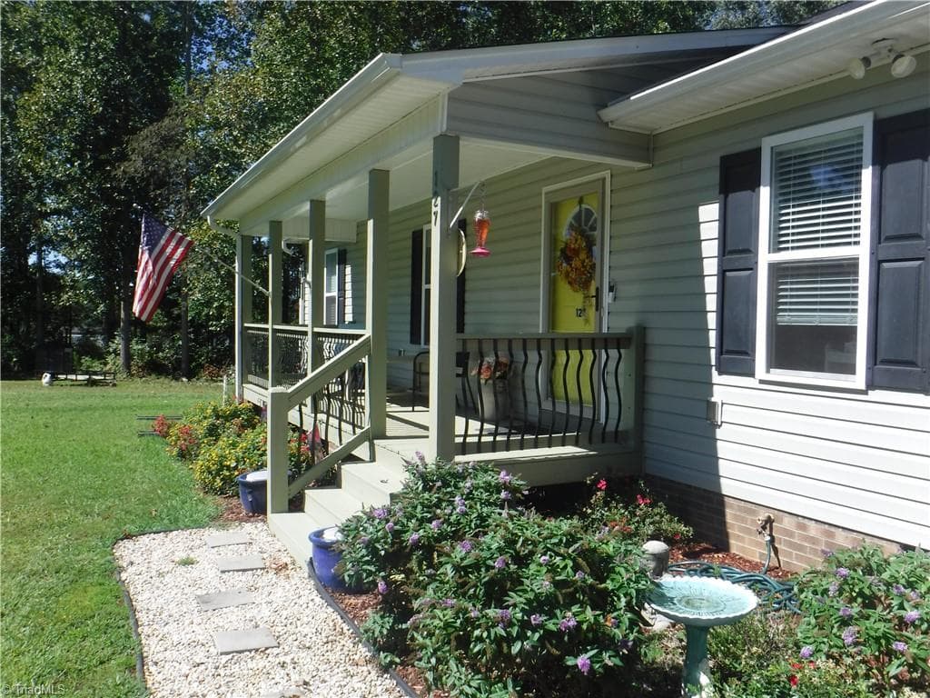 Stick/Site Built at 127 Keegan Lane, Denton NC 27239, Denton, photo 2 of 26