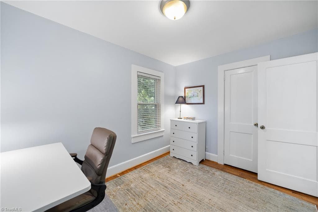 Stick/Site Built at 2509 Walker Avenue, Winston-Salem NC 27103, Winston-Salem, photo 11 of 28