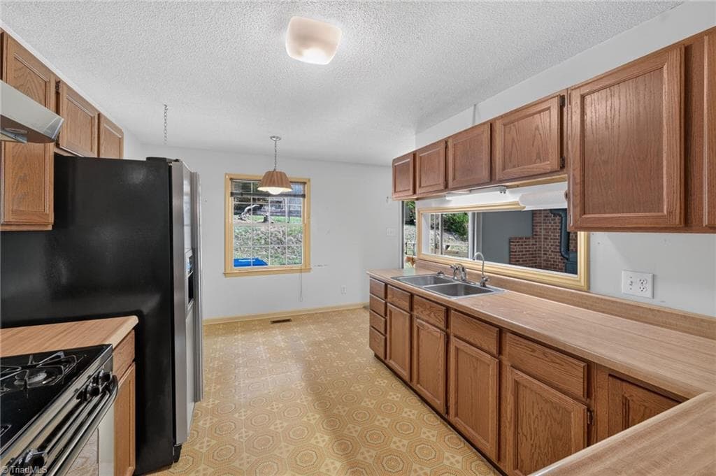 Stick/Site Built at 16 Piney Mountain Road, Chapel Hill NC 27514, Chapel Hill, photo 19 of 100