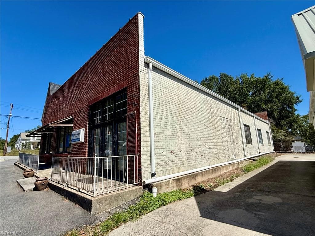 Office at 113 W Decatur Street, Madison NC 27025, Madison, photo 13 of 44