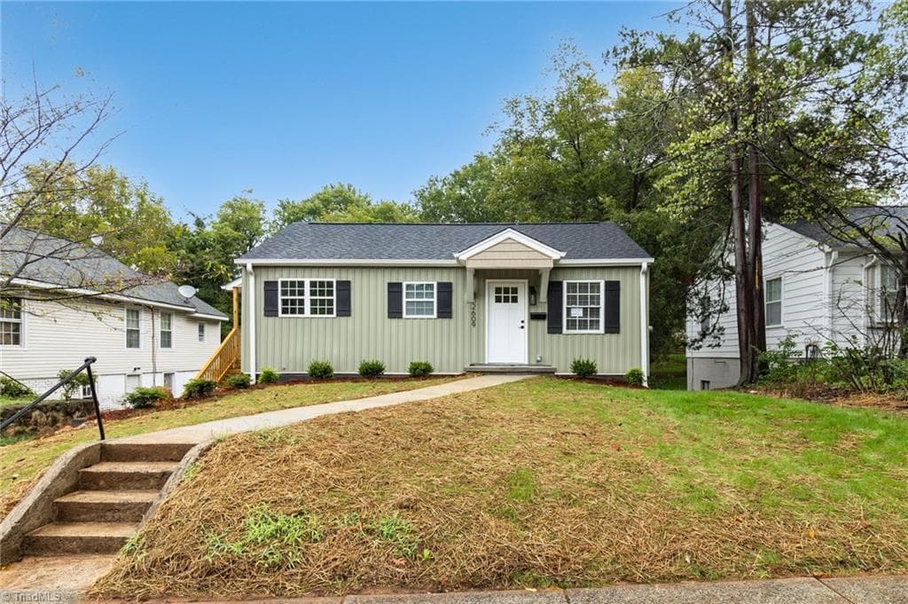 Stick/Site Built at 2609 S Main Street, Winston-Salem NC 27127, Winston-Salem, photo 3 of 39
