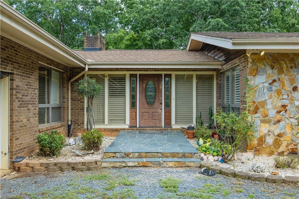 2717 NC Highway 49 S, Asheboro NC 27205
