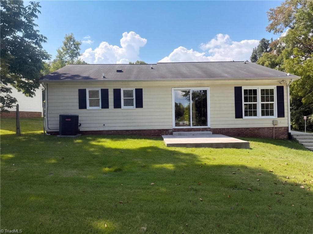 Stick/Site Built at 3903 Bears Creek Road, Greensboro NC 27406, photo 5 of 15