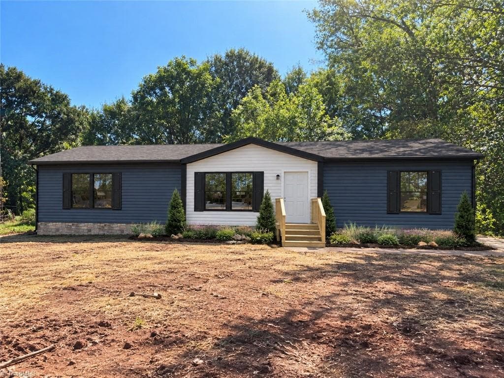 1113 Better Brook Lane, Lincolnton NC 28092