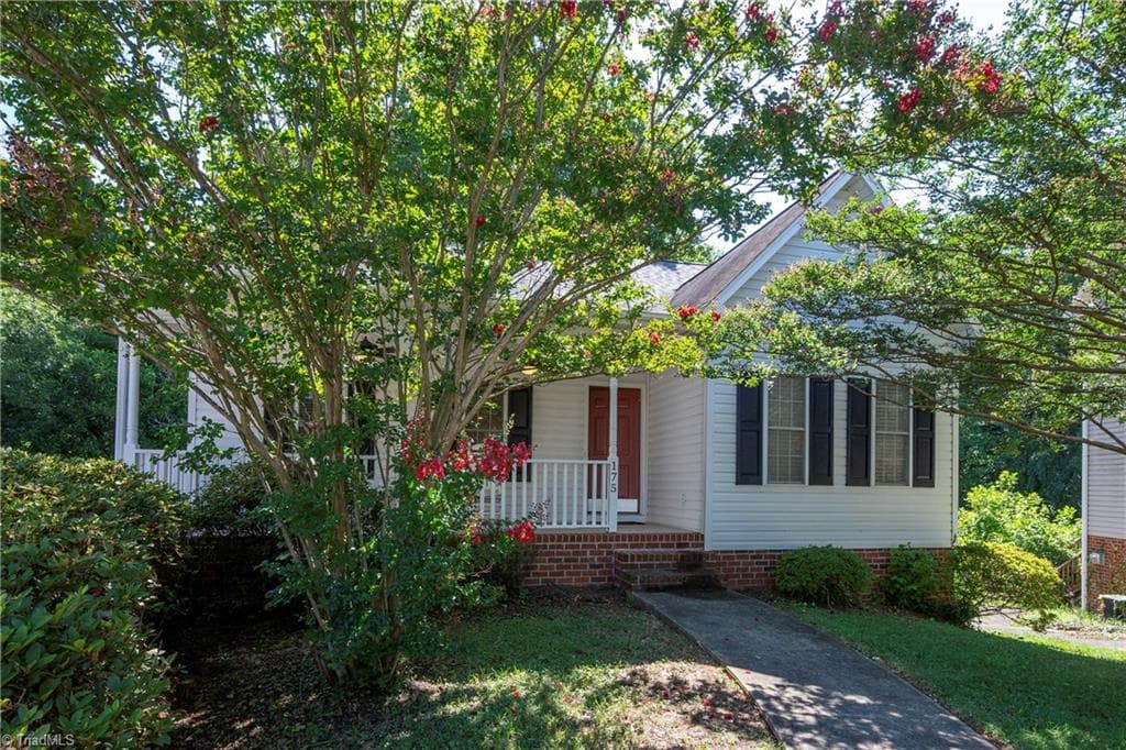 175 Millers Crossing Court, Winston-Salem NC 27103