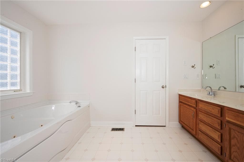 Stick/Site Built at 175 Millers Crossing Court, Winston-Salem NC 27103, Winston-Salem, photo 29 of 46
