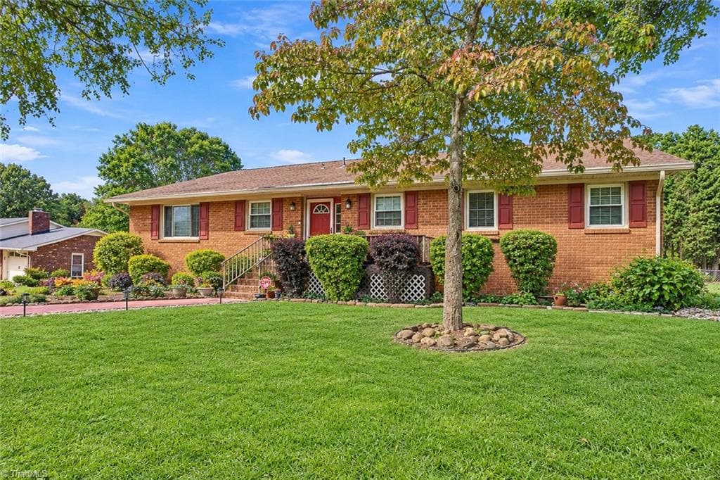 5172 Nicole Road, Kernersville NC 27284