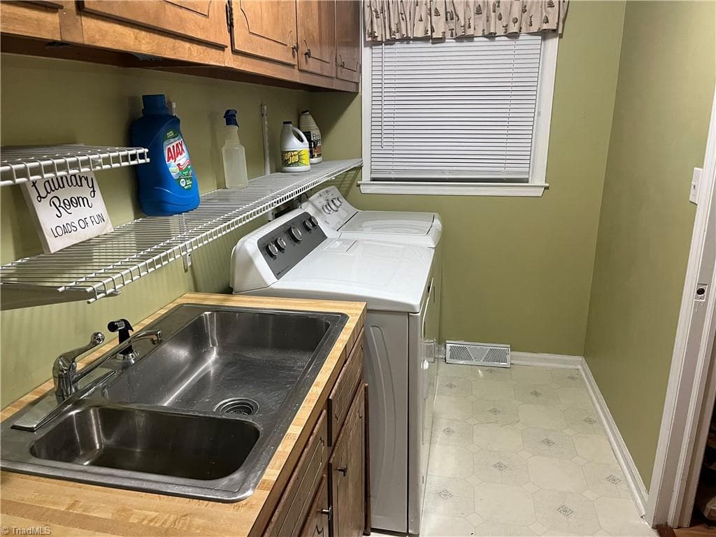 Stick/Site Built at 5172 Nicole Road, Kernersville NC 27284, Kernersville, photo 10 of 42