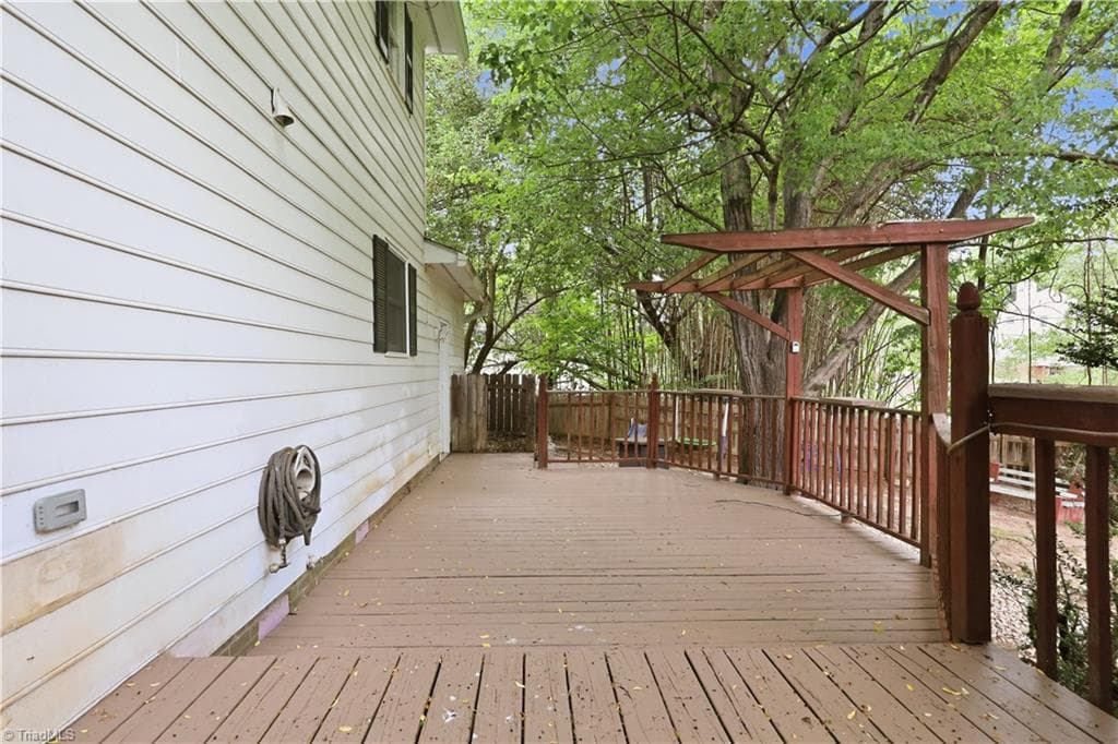 Stick/Site Built at 5404 North Oaks Drive, Greensboro NC 27455, photo 26 of 33