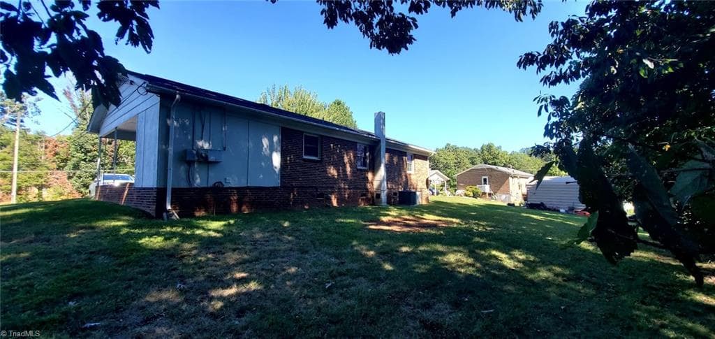 Stick/Site Built at 141 Eleanor Avenue, Mount Airy NC 27030, Mount Airy, photo 29 of 36