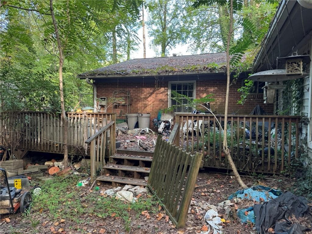 Stick/Site Built at 401 Dogwood Circle, High Point NC 27260, High Point, photo 23 of 68