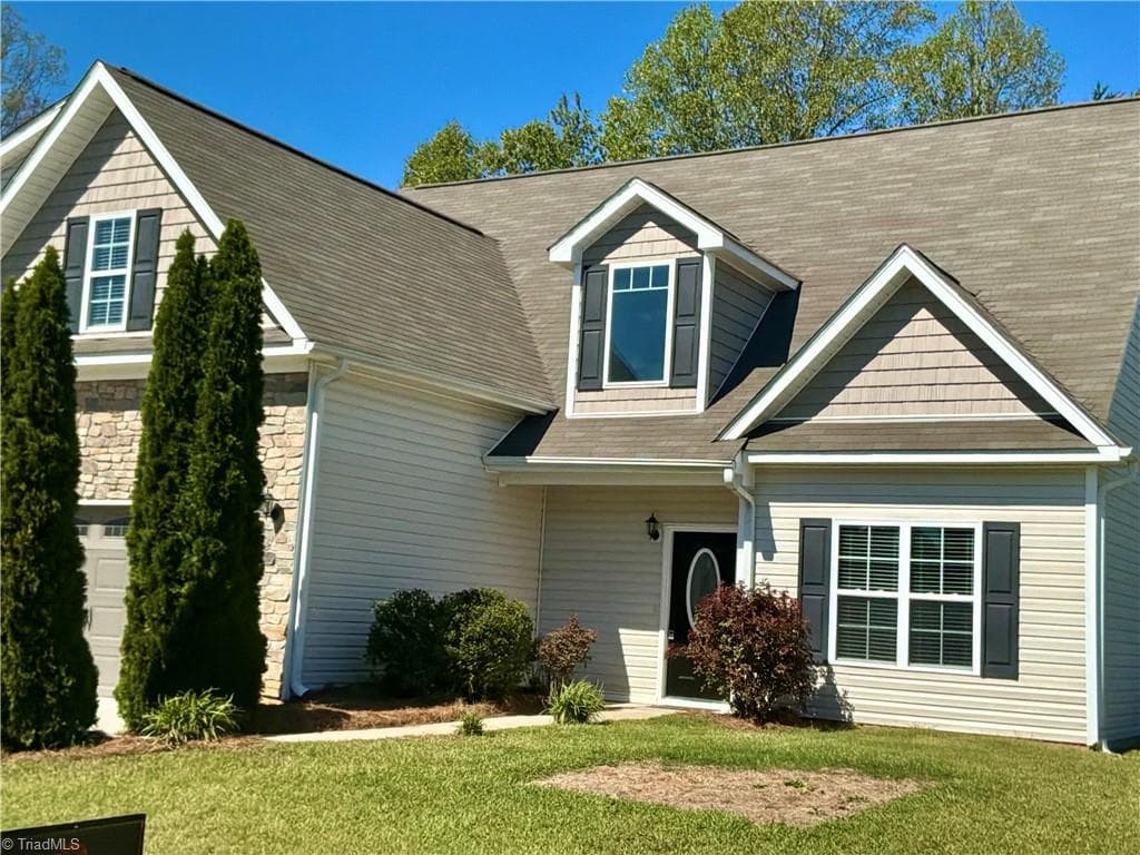 Stick/Site Built at 4404 Morning Ridge Lane, Winston-Salem NC 27101, photo 2 of 34
