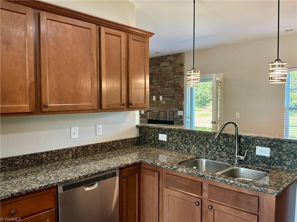 Stick/Site Built at 4404 Morning Ridge Lane, Winston-Salem NC 27101, photo 9 of 34