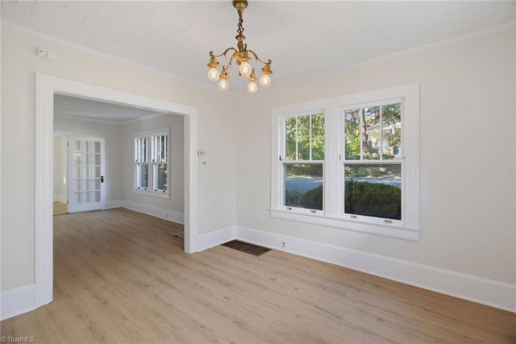 Stick/Site Built at 419 S Sunset Drive, Winston-Salem NC 27103, photo 12 of 38