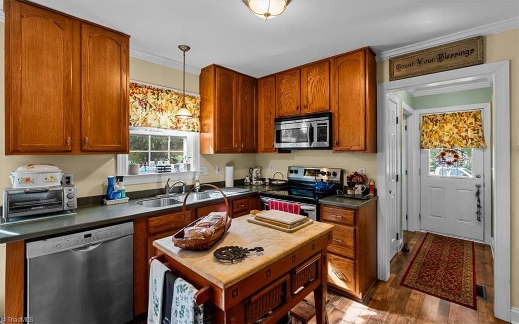 Stick/Site Built at 7053 McLeansville Road, Browns Summit NC 27214, Browns Summit, photo 11 of 38
