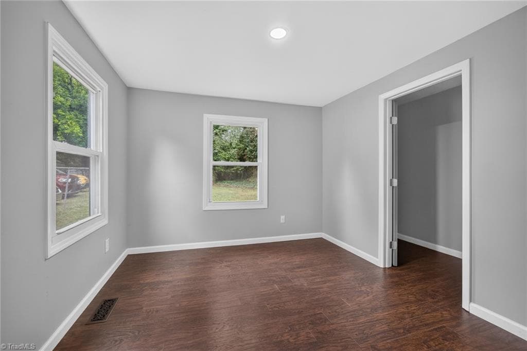 Stick/Site Built at 1569 Lovett Street, Greensboro NC 27403, photo 10 of 22