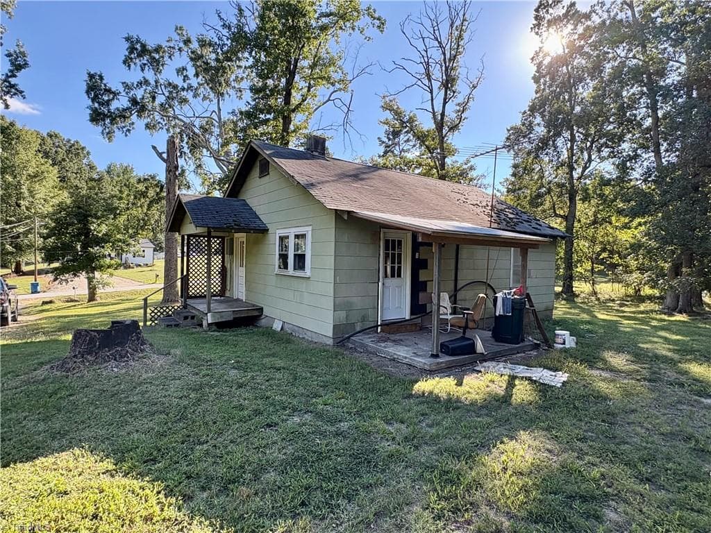 Stick/Site Built at 1207 Dill Street, High Point NC 27263, High Point, photo 9 of 22