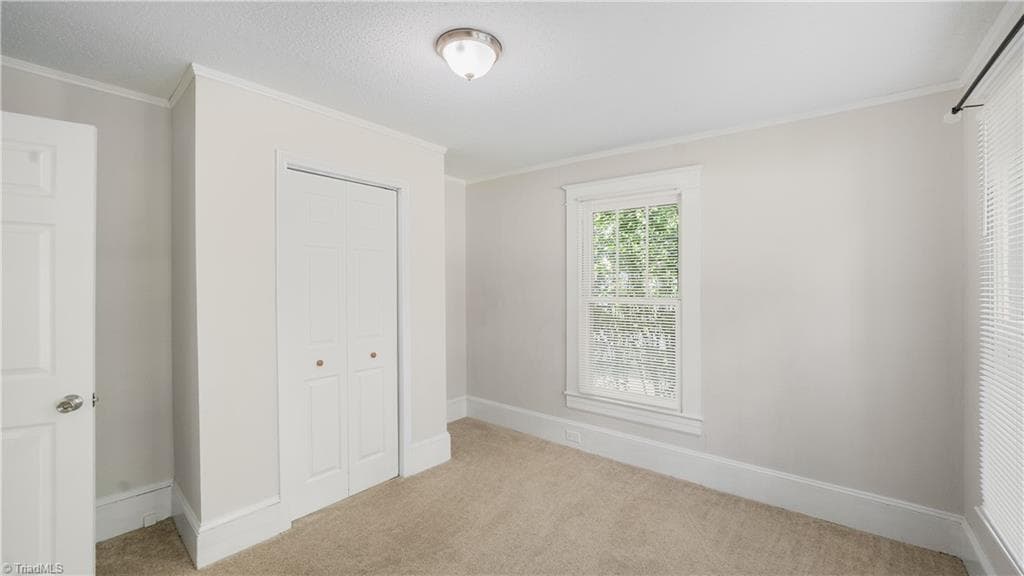 Stick/Site Built at 106 Northview Place, High Point NC 27263, High Point, photo 13 of 60