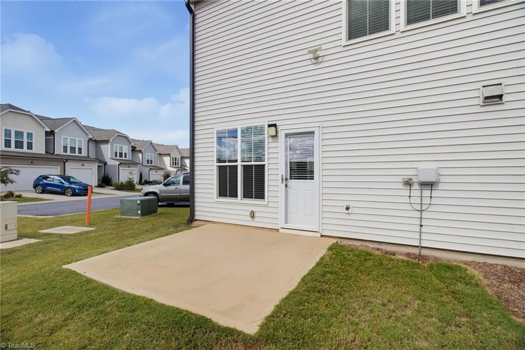Stick/Site Built at 3727 Feltham Lane, Greensboro NC 27282, photo 26 of 31