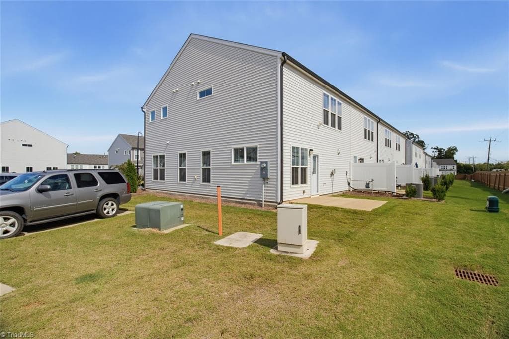 Stick/Site Built at 3727 Feltham Lane, Greensboro NC 27282, photo 28 of 31