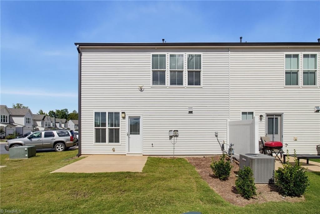 Stick/Site Built at 3727 Feltham Lane, Greensboro NC 27282, photo 29 of 31