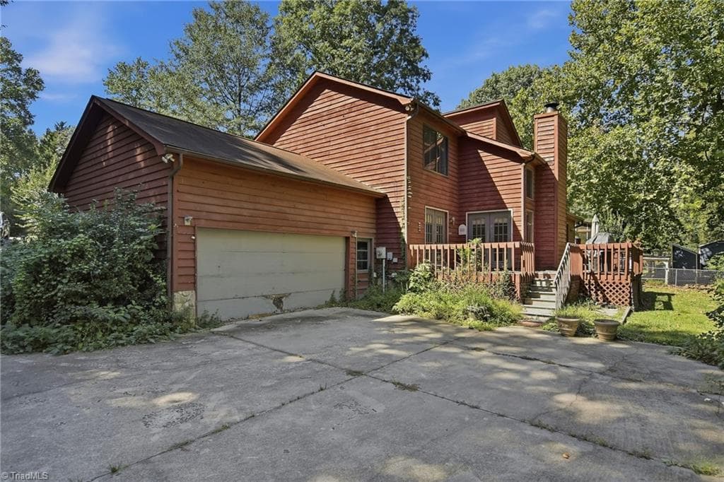 Stick/Site Built at 3808 Briarwood Avenue, High Point NC 27265, photo 29 of 32
