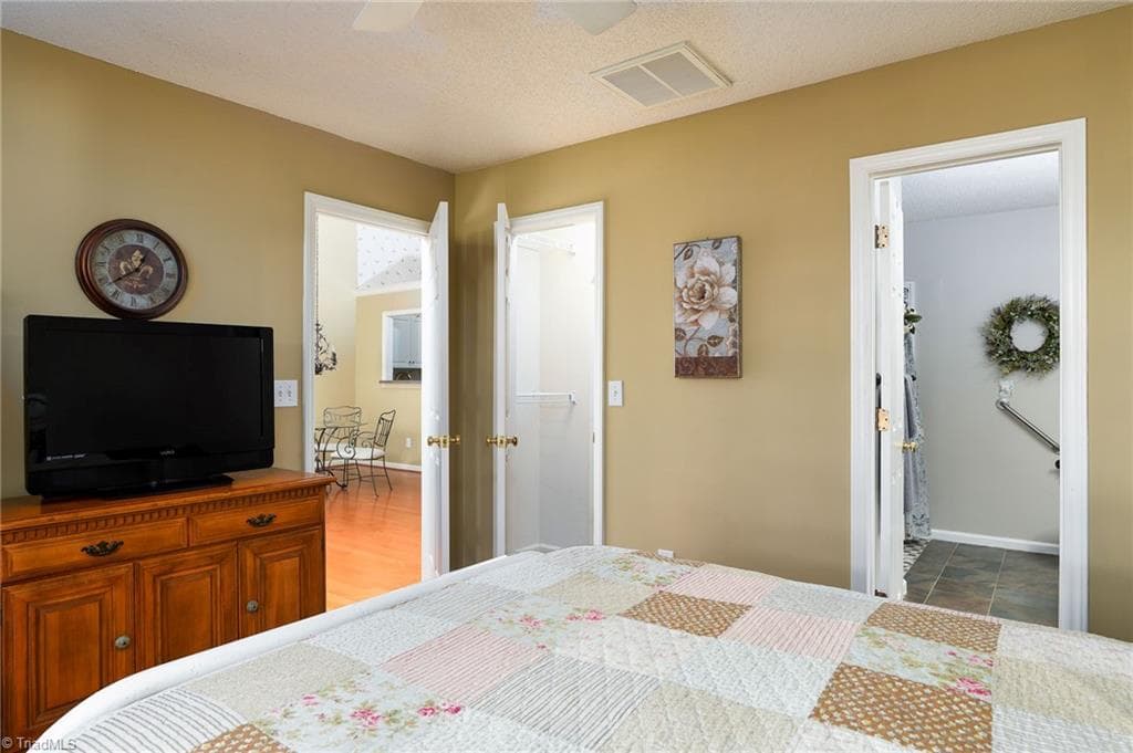 Stick/Site Built at 4332 Rocky Brook Court, Greensboro NC 27409, photo 17 of 25