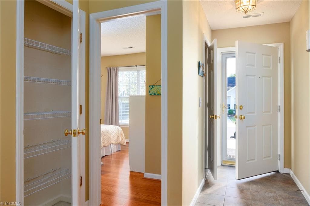 Stick/Site Built at 4332 Rocky Brook Court, Greensboro NC 27409, photo 5 of 25