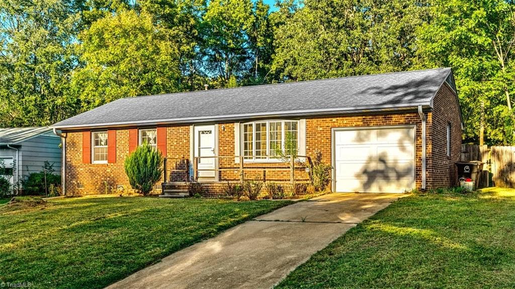 Stick/Site Built at 4105 Flagstaff Court, Greensboro NC 27406, photo 2 of 27