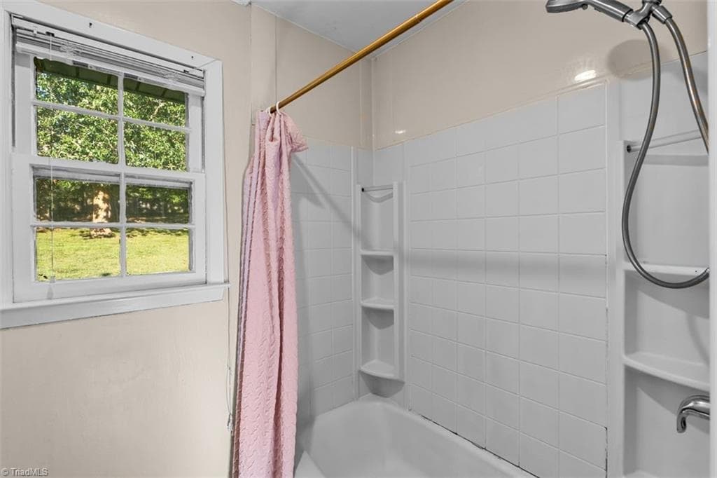 Stick/Site Built at 4105 Flagstaff Court, Greensboro NC 27406, photo 16 of 27