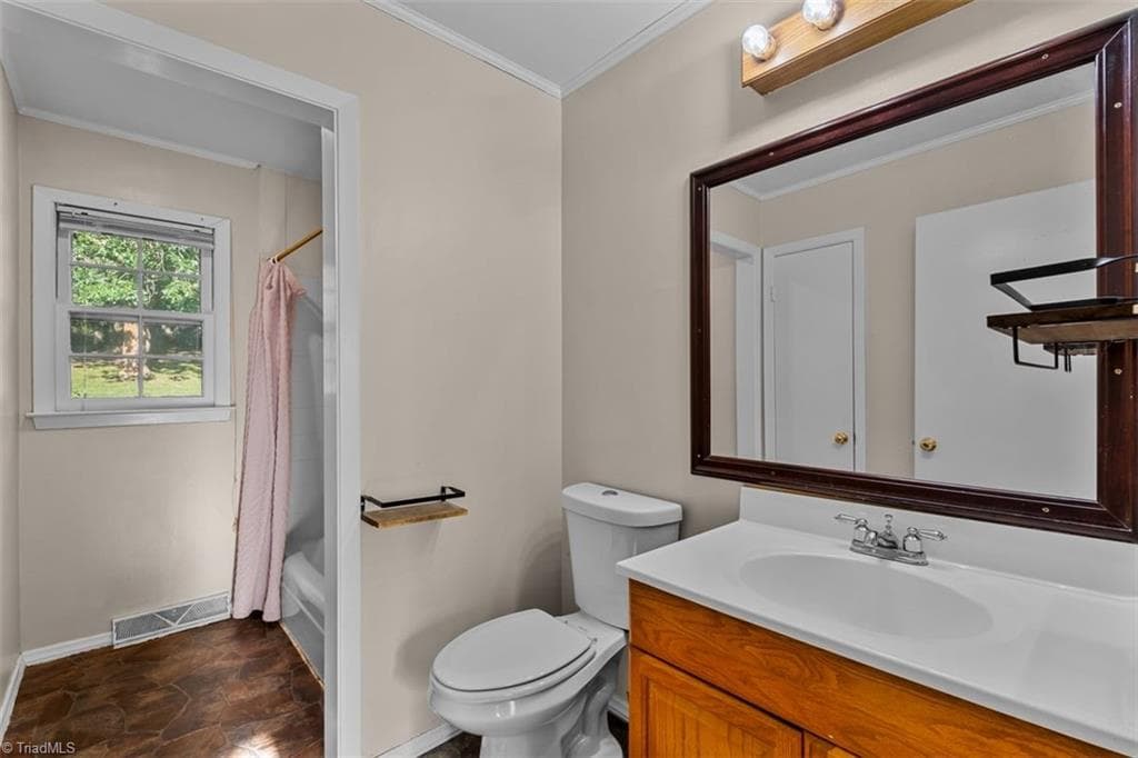 Stick/Site Built at 4105 Flagstaff Court, Greensboro NC 27406, photo 15 of 27