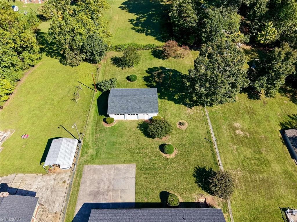 Stick/Site Built at 708 Hudson Street, Winston-Salem NC 27105, Winston-Salem, photo 2 of 33