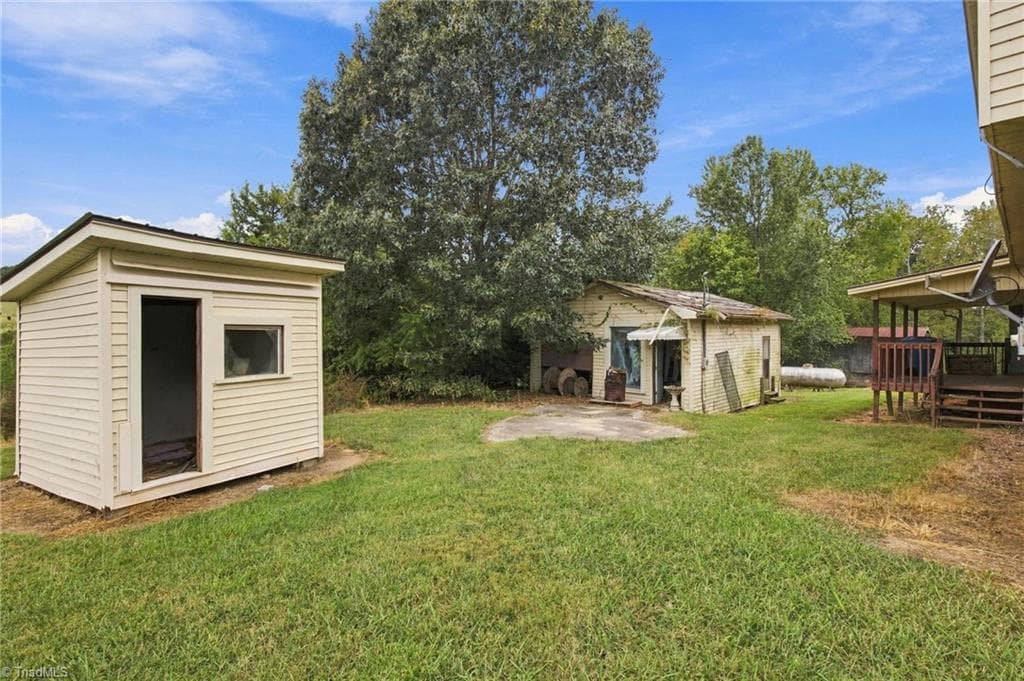 Stick/Site Built at 6227 Gravel Hill Road, Denton NC 27239, Denton, photo 36 of 47