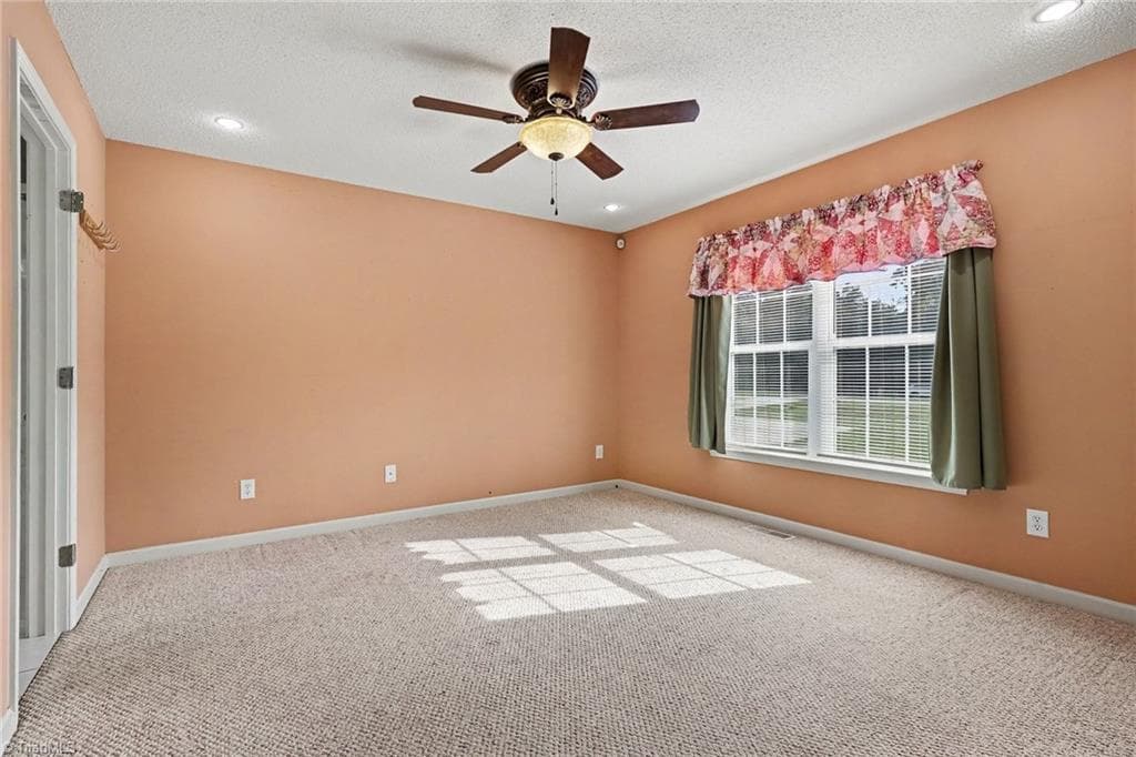Stick/Site Built at 151 Copper Lane, Lexington NC 27292, Lexington, photo 13 of 30