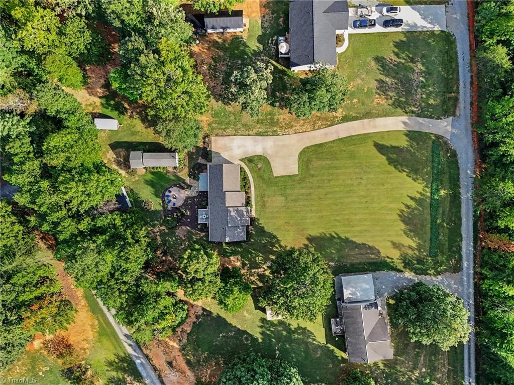 Stick/Site Built at 151 Copper Lane, Lexington NC 27292, Lexington, photo 28 of 30