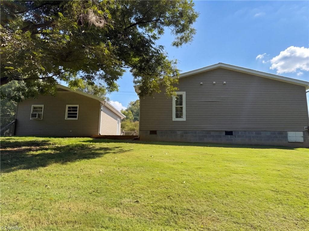 Stick/Site Built at 4982 Follansbee Road, Winston-Salem NC 27127, Winston-Salem, photo 5 of 32