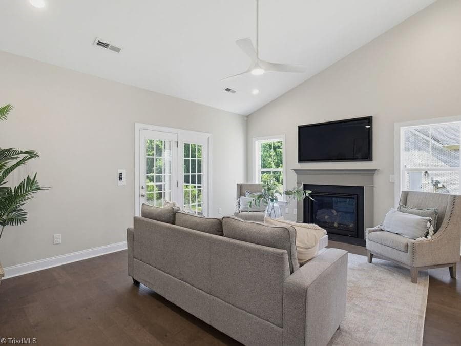 Stick/Site Built at 811 Gibb Street, Winston-Salem NC 27106, photo 13 of 30