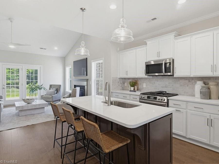 Stick/Site Built at 811 Gibb Street, Winston-Salem NC 27106, photo 8 of 30