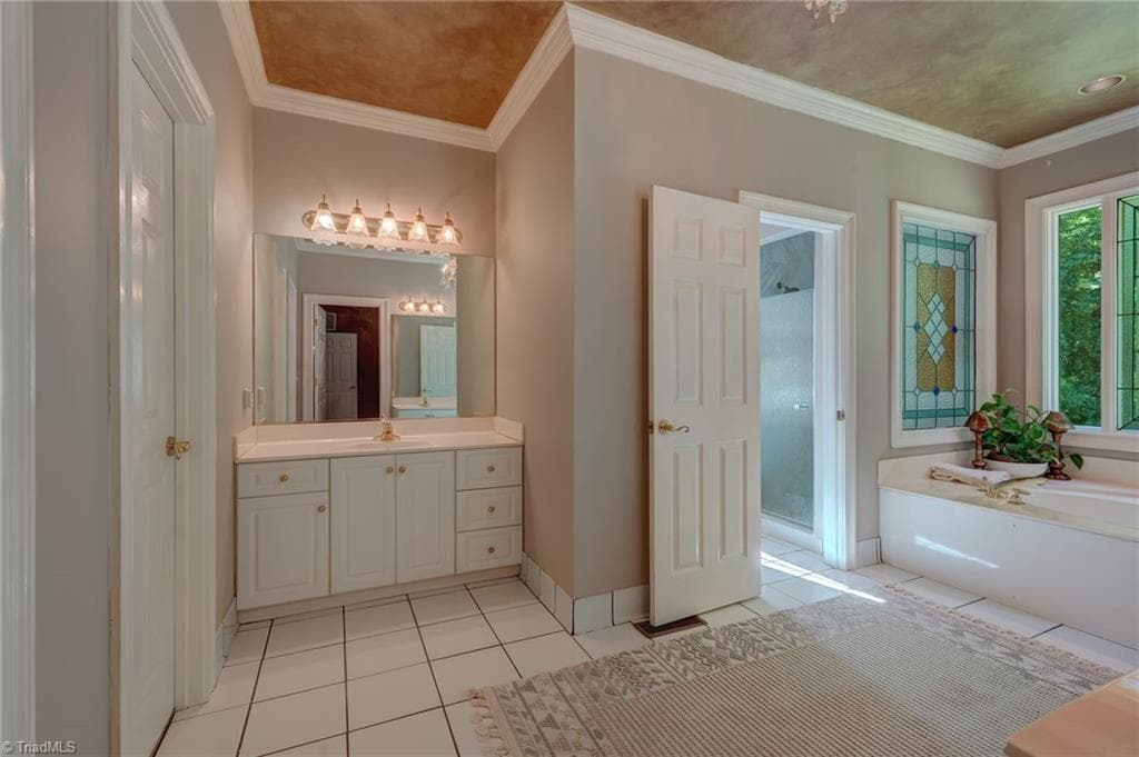 Stick/Site Built at 4 Elm Ridge Court, Greensboro NC 27408, Greensboro, photo 22 of 44