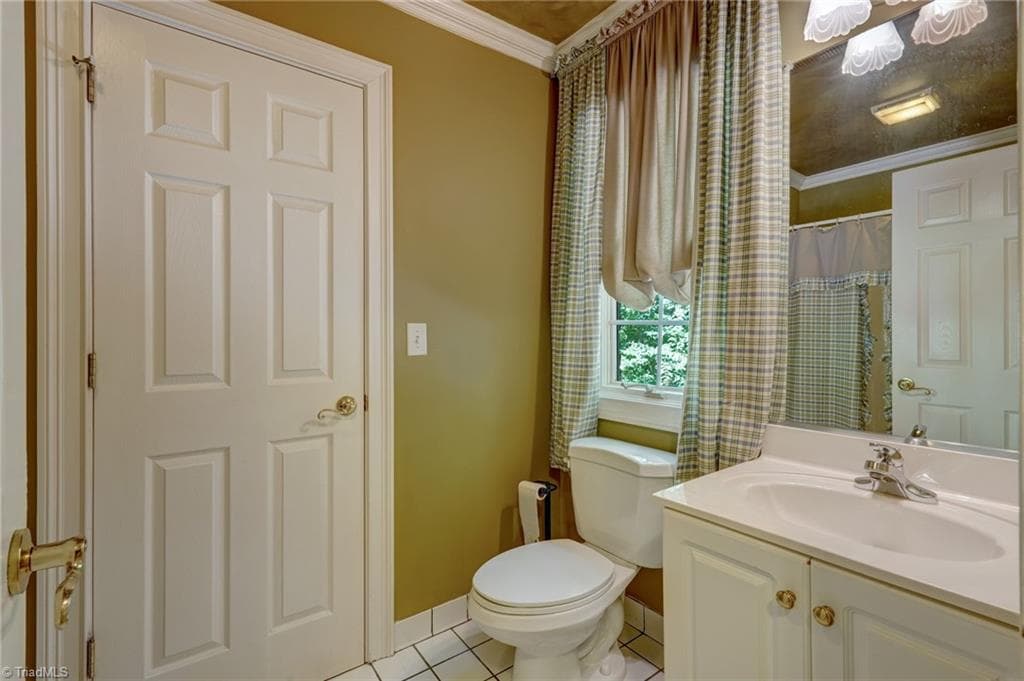 Stick/Site Built at 4 Elm Ridge Court, Greensboro NC 27408, Greensboro, photo 30 of 44