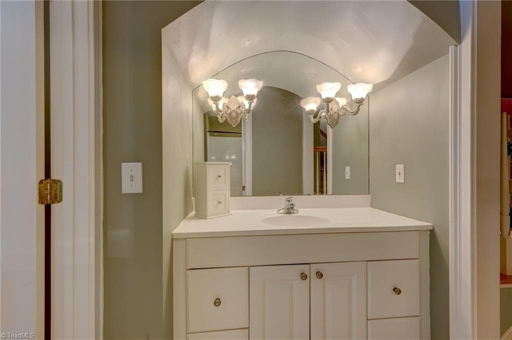 Stick/Site Built at 4 Elm Ridge Court, Greensboro NC 27408, Greensboro, photo 25 of 44