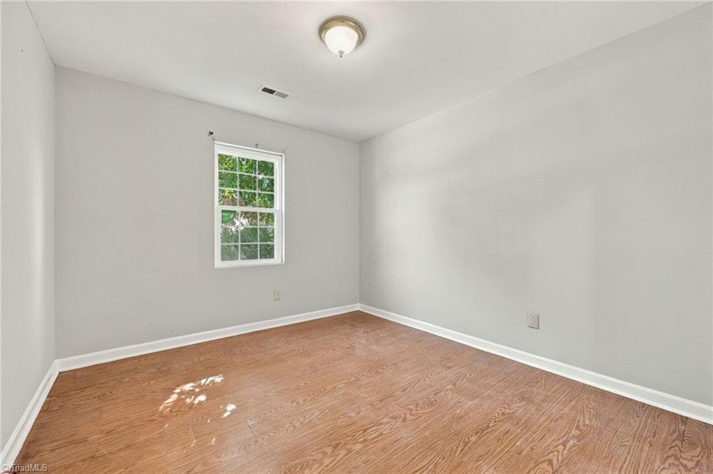 Stick/Site Built at 1402 Brown Boulevard, Greensboro NC 27401, photo 15 of 27