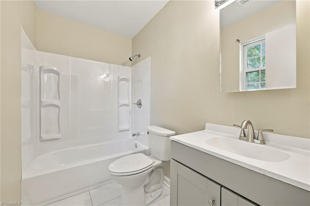 Stick/Site Built at 1402 Brown Boulevard, Greensboro NC 27401, photo 19 of 27