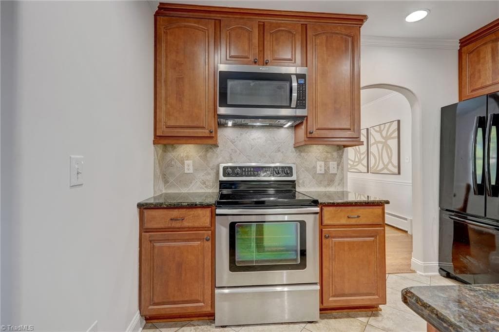 Stick/Site Built at 1413 Seminole Drive, Greensboro NC 27408, photo 10 of 42